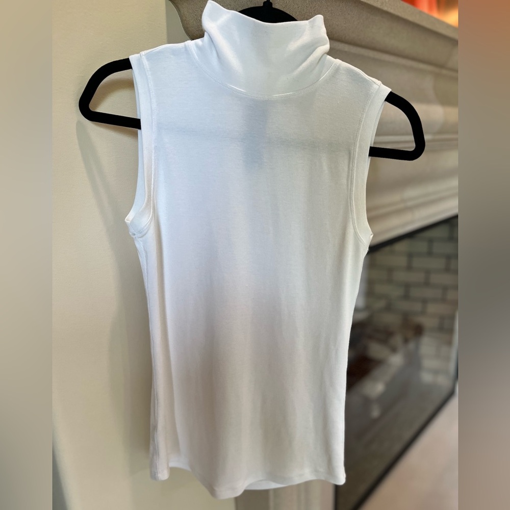 Kit + Ace White Turtle Neck Sleeveless Top, Small